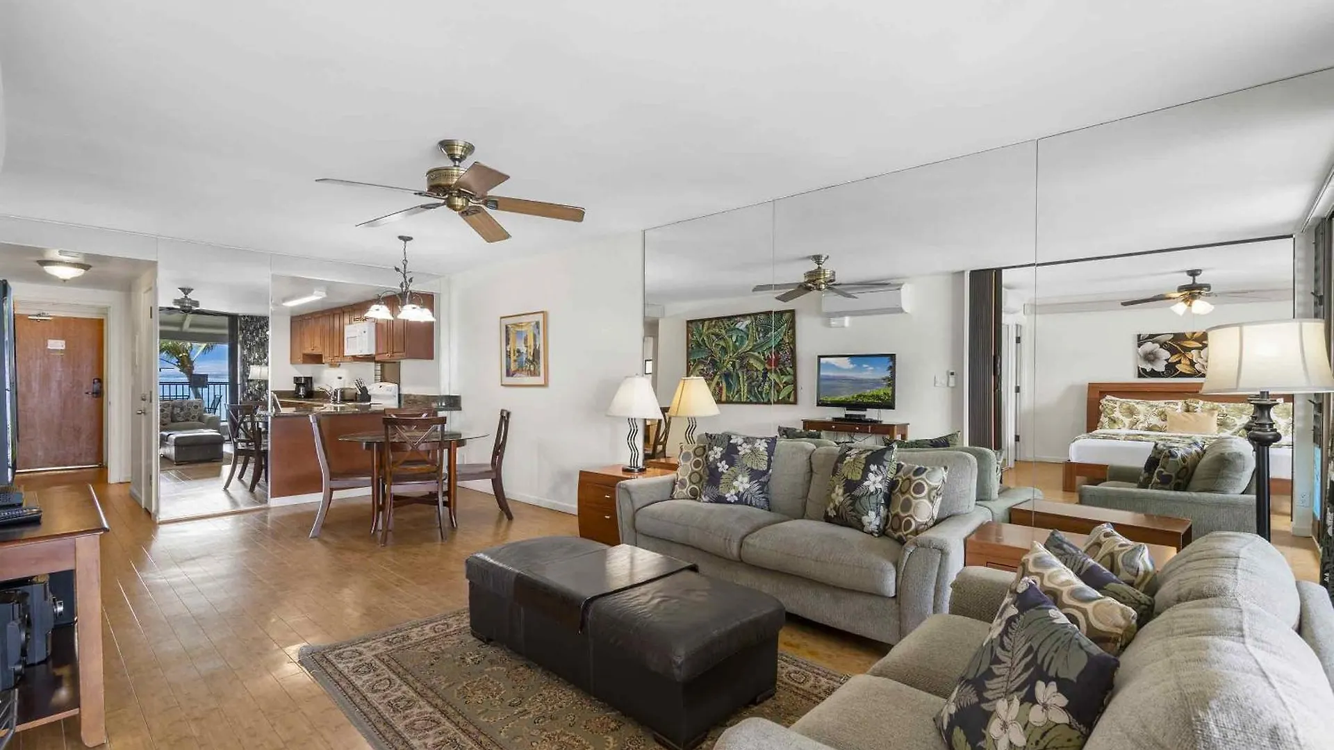 Lauloa 410 - Top Floor, Direct Ocean Front, Stunning Renovation, Wi-Fi, Split Ac Wailuku